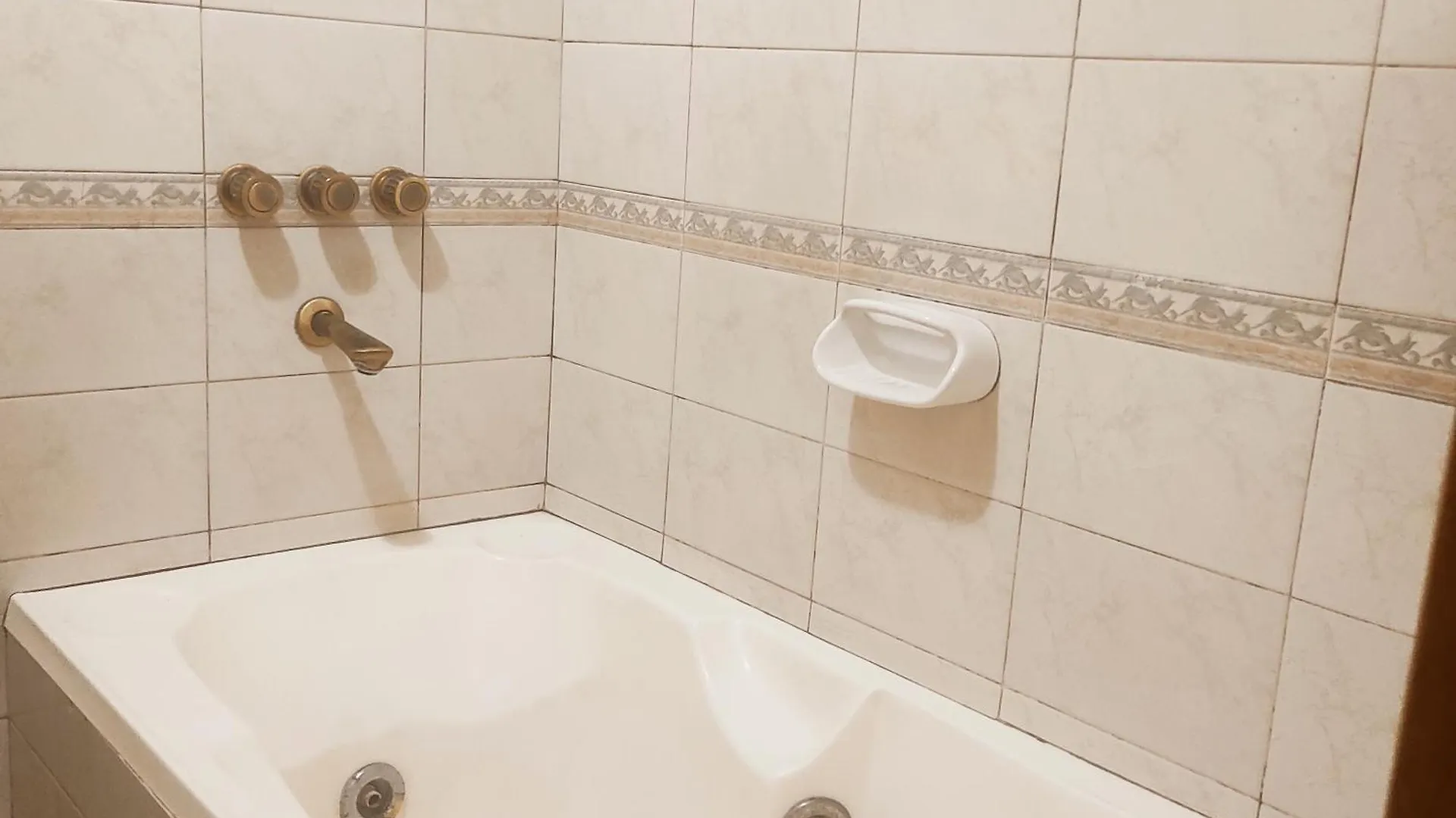 Tanino Home Suites Mendoza Lodge